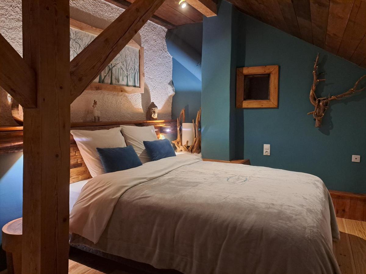 Bed and Breakfast La Maita Монженевр Экстерьер фото